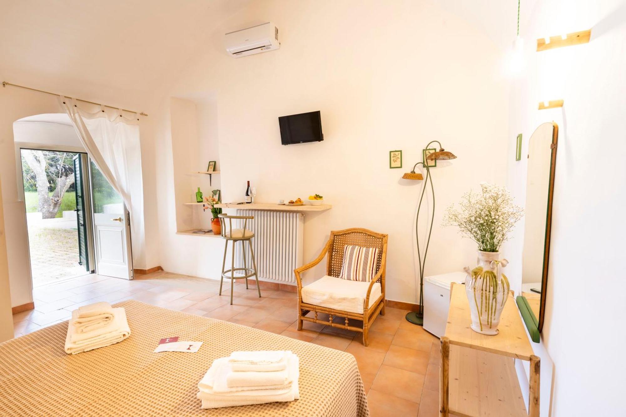 Tenuta Doxi Галиполи Екстериор снимка